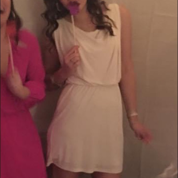 Halston Heritage Dresses & Skirts - ❌SOLD ON T®️ADESY❌ Halston Heritage Cowl Dress